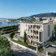 Un programme neuf de rénovation aux lignes élégantes offrant de profonds balcons. Les espaces extérieurs dominent un environnement côtier exceptionnel.